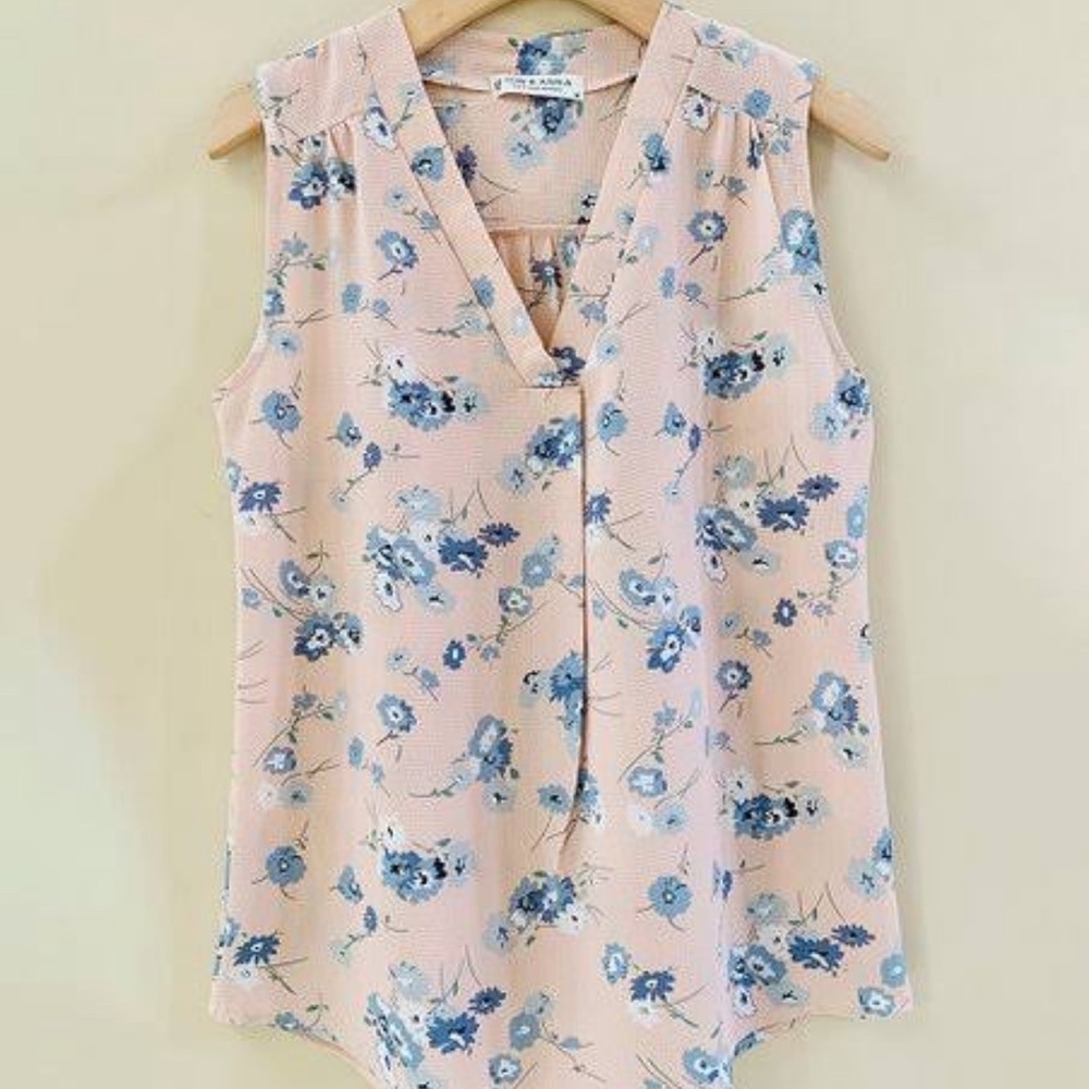 Jon & Anna Blush Pink Floral Sleeveless  V Neck Blouse  Top Size 1X